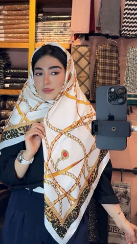 روسری ابریشمی