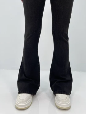 شلوار جین زنانه بوتکات