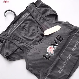 ست نیم‌تنه و شورت ورزشی زنانه خاکستری تیره مدل 4619