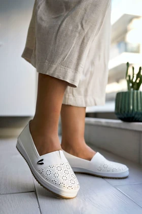 کالج زنانه jomoti jomoti