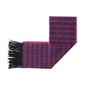 شال گردن طرح لوزی