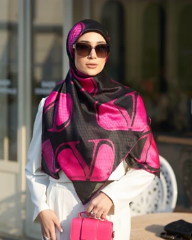 روسری ابریشم ژاکارد قواره 140 30201