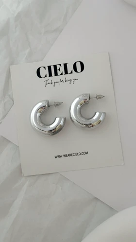 گوشواره مینیمال چانکی