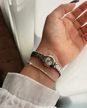 ساعت مچی زنانه هانگری ظریف وشیک