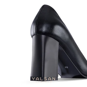 کفش پاشنه‌دار زنانه چرم یلسان مدل لیانا کد 642-HRM