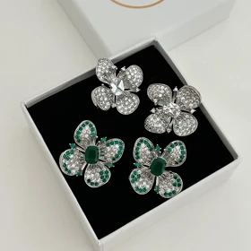 گوشواره طرح جواهر گل کد 677