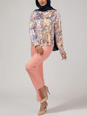 شومیز زنانه ساتن طرح دار یقه هفت آستین بلند 30109