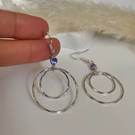 گوشواره دخترانه حلقه‌ای دولاین نگین سواروسکی
