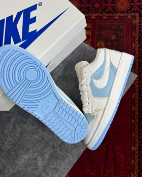 کتانی جردن وان