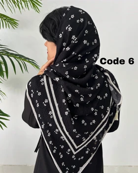 روسری پلیسه مشکی طرحدار وارداتی 4425