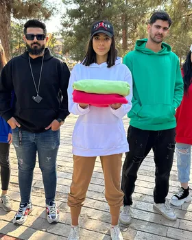 هودی رنگین کمان