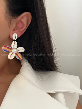 گوشواره صدفی