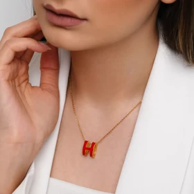 گردنبند هرمس رنگ قرمز برند استیل اندازه زنجیر 45 سانت