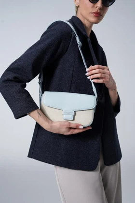 کیف دوشی زنانه دیوید جونز مدل David Jones CM7382