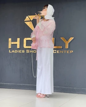 مانتو عروسکی