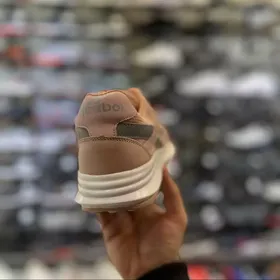 کفش روزمره زنانه ریبوک Reebok صورتی