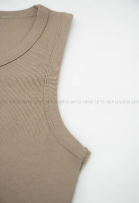 تاپ حلقه‌ای گلدوزی