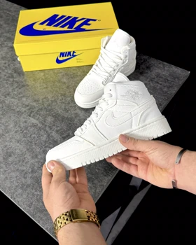 کتانی جردن سفید ساق‌دار