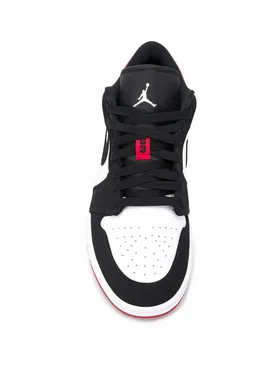 کتانی نایک ایرجردن 1 بدون ساق سفیدقرمز Nike Air Jordan1 Low White And Crimon