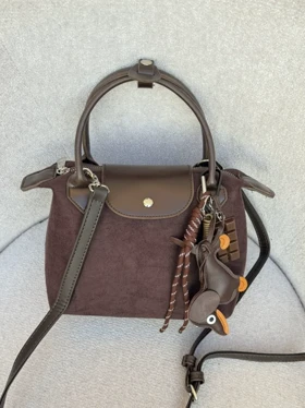 کیف آویز دار عروسکی 2356 (قهوه ای سوییت)