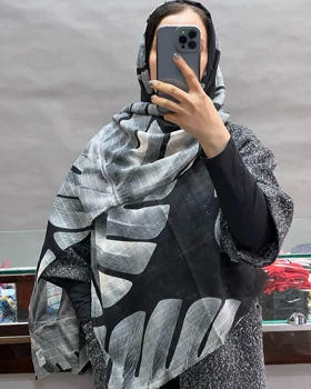 شال نخی برگ انجیری