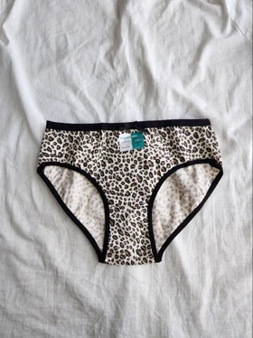 شورت نخی ROYA کد: 057