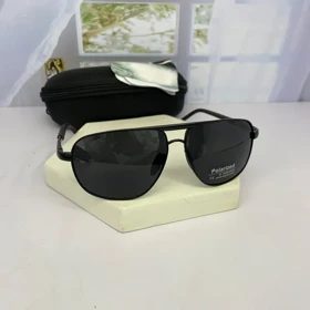 عینک آفتابی پورش دیزاین کد 1096