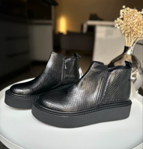 نیم بوت زنانه استرادیواریوس مدل00012-Stradivarius-Flat-Ankle-Boots