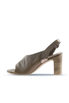 صندل زنانه بوئنو bueno