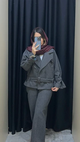 کت فوتر کوتاه زنانه مدل کراپ یقه انگلیسی قد 58