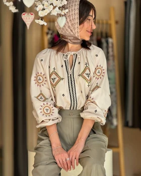 شومیز گلدوزی