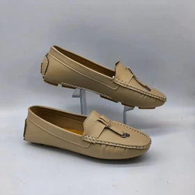 کالج منگوله قفل