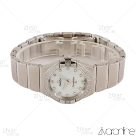 ساعت امگا کانسلیشن زنانه نقره ای صفحه صدفی دور نگین 104788