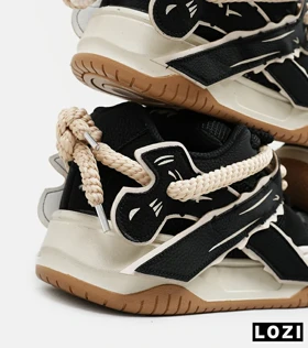 کفش کتانی مردانه و زنانه مشکی شیری CIRCA LOPEZ sneakers