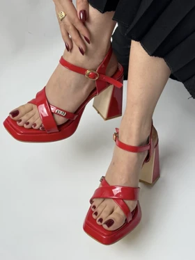 پاشنه ضربدری میو 2447