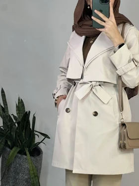 ترنچ کت پاییزه آرام