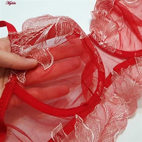 ست شورت و سوتین زنانه مدل فنردار قرمز برتا کد 5108-4032-R به همراه نگهدارنده جوراب