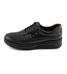 کفش روزمره مردانه Clarks چرم مصنوعی بند دار مشکی