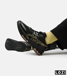 کفش کتانی مردانه مشکی طلایی ASICS GORETEX