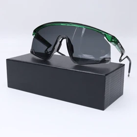 عینک از برند OAKLEY کد 181411