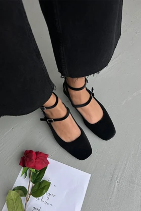 کفش پاشنه‌بلند کلاسیک زنانه straswans straswans