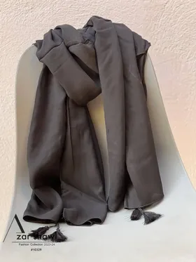 شال نخی مشکی ساده منگوله‌دار ( ویژه بهار )