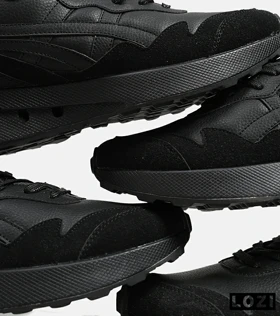 کفش کتانی مردانه مشکی ASICS gel extreme 33