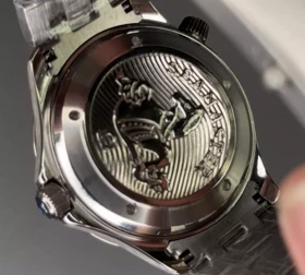 ساعت مچی امگا سیمستر اتوماتیک سیلور صفحه سبز Omega Seamaster Diver