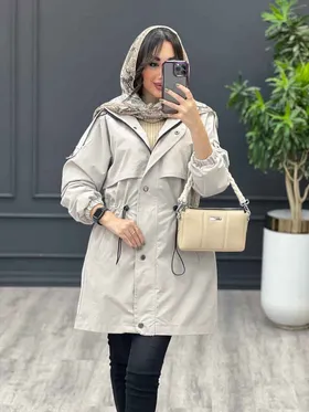 بارانی پشت ژیله چاک‌دار