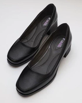 کفش زنانه طبی شاپ