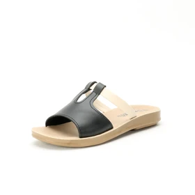 دمپایی چرم زنانه پاما مدل تیموتی