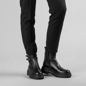 بوت چرم دو سگک زنانه 403 ec