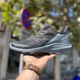 کفش روزمره سالامون مدل OUT pulse GTX ویتنامی ضدآب مشکی فیلی