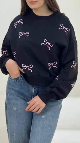 کراپ باکسی گلدوزی